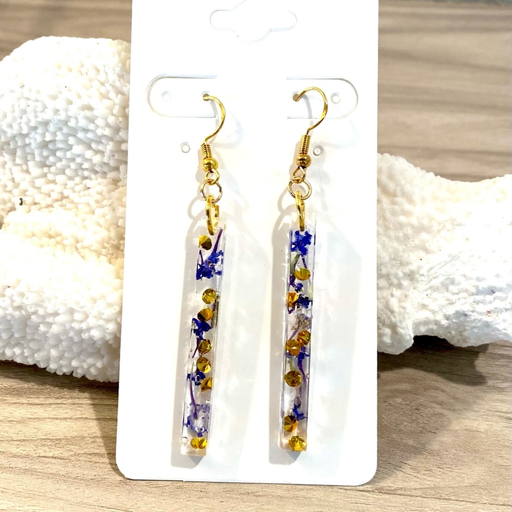 41. Gold crystal and purple Floral Resin Drop Earrings - Women Jewelry - Picture 1 of 2